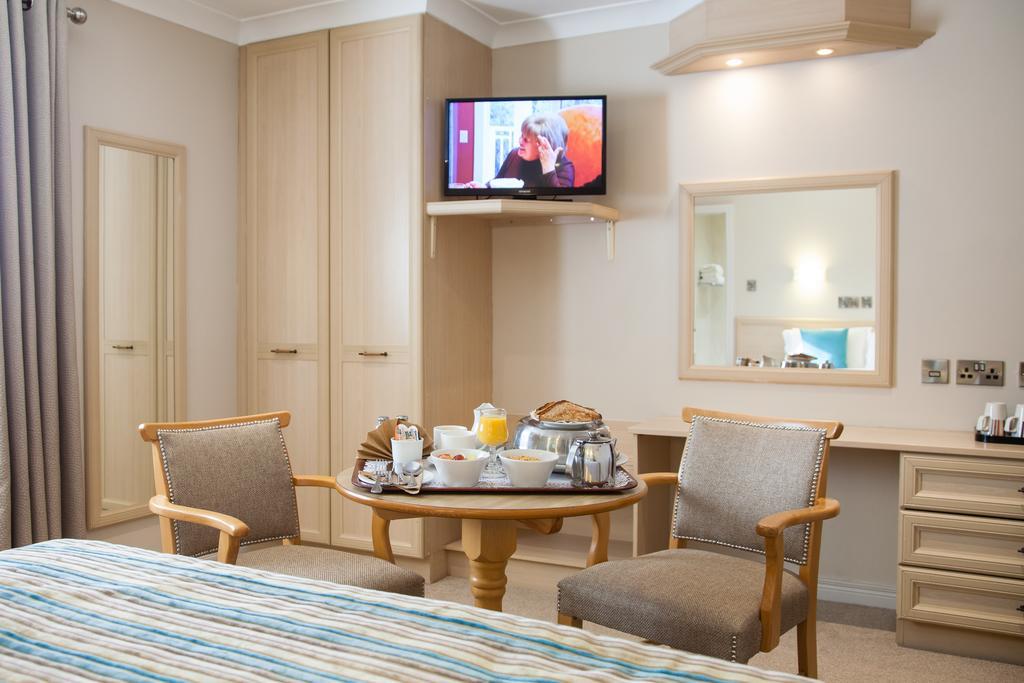 The Lodge Hotel Коулрейн Екстериор снимка